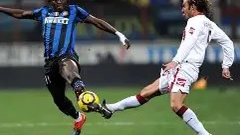 维斯塔潘SQ1完成SQ1首个飞行圈，两段突破极限！