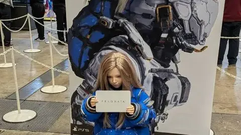 姚明家庭温馨亮相，14岁长腿女儿身高超妈妈，逼近1米90